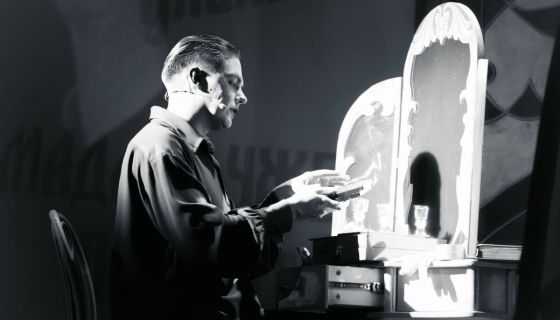 Моноспектакль «Вертинский. Я сегодня смеюсь над собой»