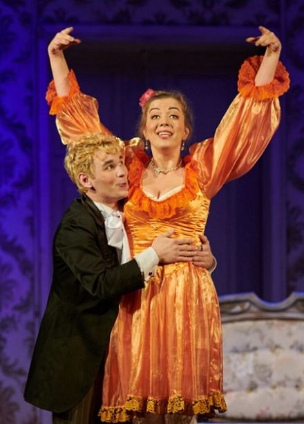 Спектакль «Беда от нежного сердца»