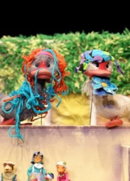 Спектакль «Жили у бабуси два весёлых гуся»