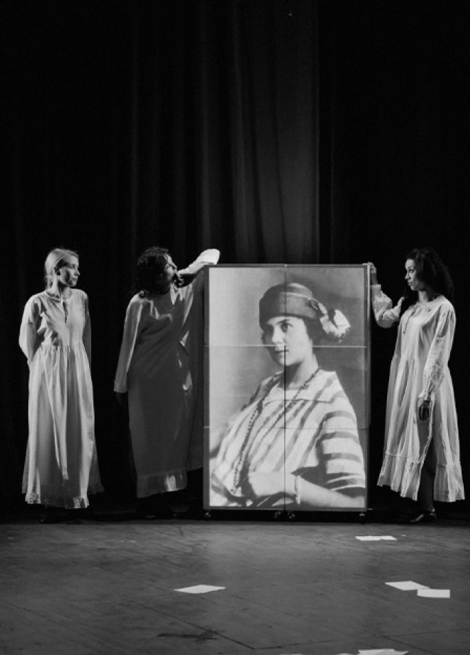 Женщины Сергея Есенина или Любовь хулигана