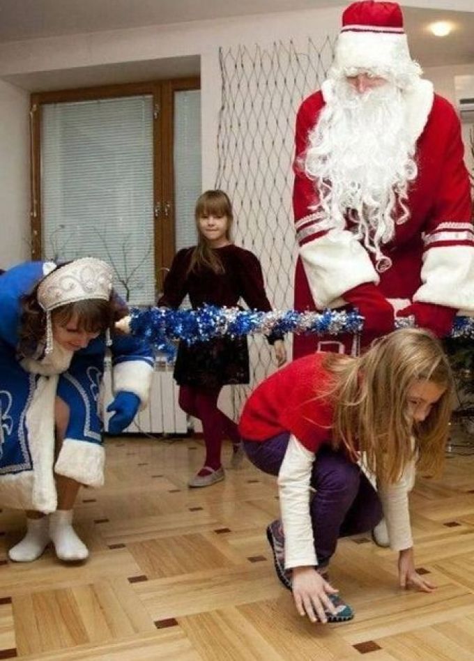 Не опять, а с Новым годом