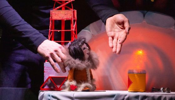 Спектакль «Сказка про то, как маленький Акле планету спасал»